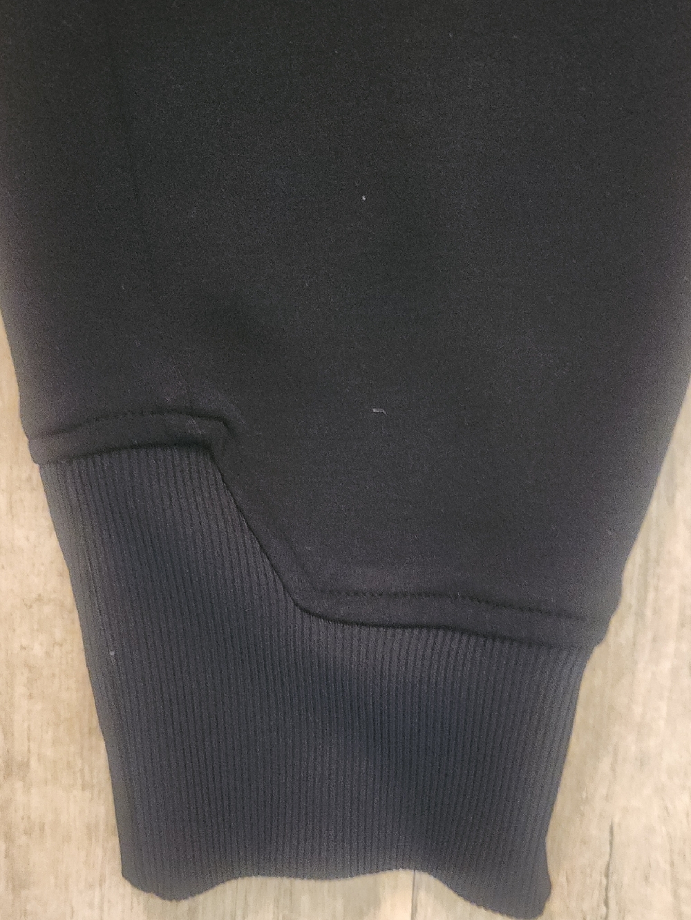 On Cloud Black Joggers - Picture 4 of 8